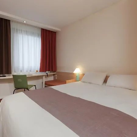 Ibis Szálloda 2*